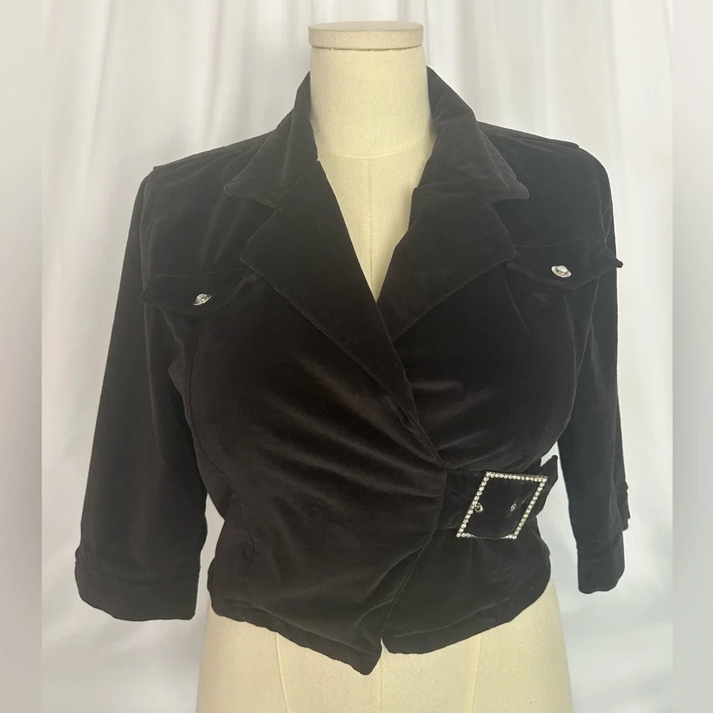 De Code Black Velvet Wrap Jacket Cropped Blazer Rhinestone Buckle Size L (1250)